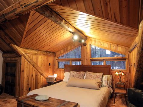 The structures come in all. Log Cabin Living: Lake View Cabin and Woodsy Retreat | Log ...