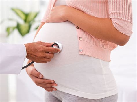 Pregnant Belly Examination Table Pregnantbelly