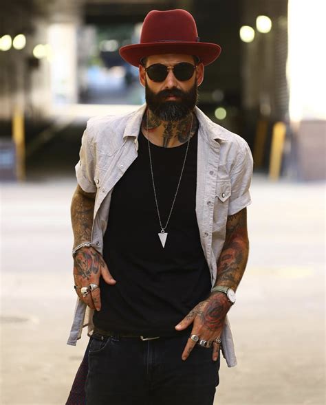 The Hipster Style Full Bearded Original ★ The Popular Look For The Bold And Beautiful Of Today