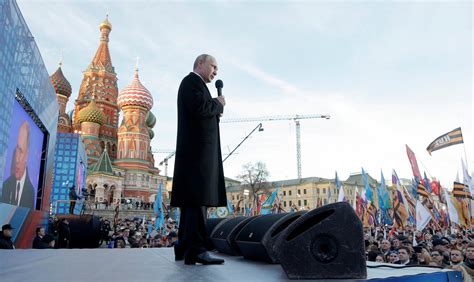 A Year After Seizing Crimea, Putin Celebrates as Ukraine Seethes - The 