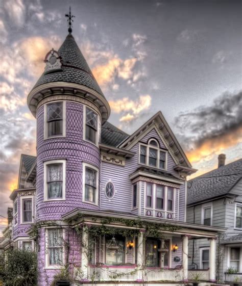 Pin By Michael Klein On 0 0 Victorian Houses Victorian Homes
