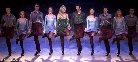 Beyonce Run The World Girls Video Revamps The Riverdance Daily Mail