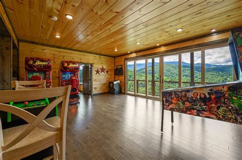 6 Unbelievably Fun Cabins With Game Rooms In Gatlinburg Tn