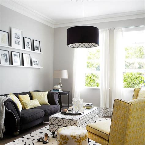 Yellow And Black Living Room With Black And White Trellis