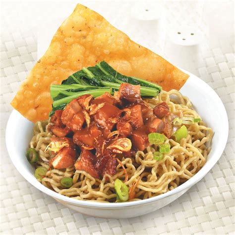 Masak kulit ayam dengan bawang putih yang telah di geprek, sampai kulit ayam mengeluarkan minyak. Download Gambar Mie Ayam Png - Gambar Makanan