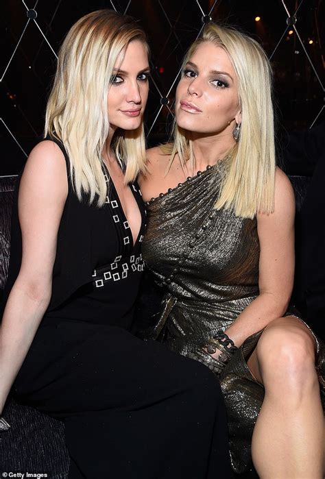 Ashlee Simpson Gushes Over Sister Jessica After She Sheds 100 Lbs In