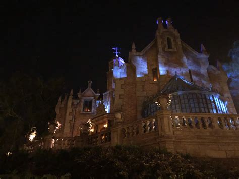 Haunted Mansion In The Late Hours Of Night Waltdisneyworld