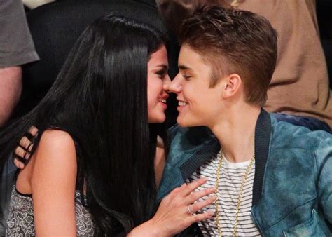 Selena Gomez Hangs Out With Big Justin Bieber Hater Posts