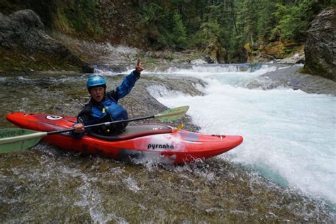 Best Whitewater Kayak 2023 Review White Water Kayaks For Beginners