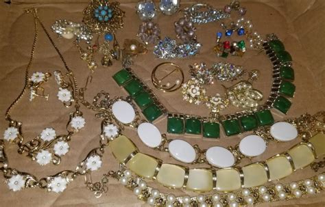 Vintage Jewelry Lot