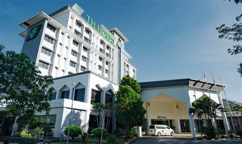 You'll find cheaper accommodations in alor setar in march and october. Hospitaliti | Tabung Haji
