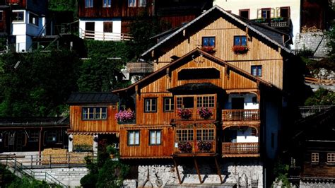 Cast Off Your Holiday In Hallstatt Austria