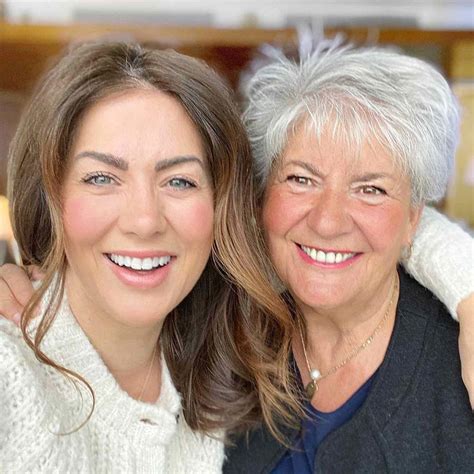 The Bachelorette S Jillian Harris Opens Up About Her Moms 30 Year