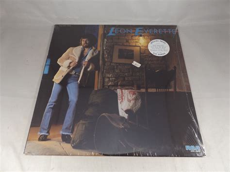 Leon Everette Self Titled 1983 RCA MHL1 8600 Mini Album Record Vinyl LP