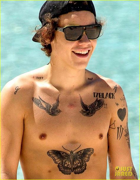 Full Sized Photo Of Harry Styles Confirms He Has Four Nipples 04 Harry Styles Shows Us Where