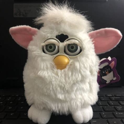 Vintage 1998 White Furby 70 800 Not Working Parts Only With Tags