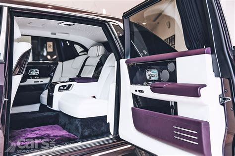 New Rolls Royce Phantom Viii Gets Its Worldwide Showroom Debut In