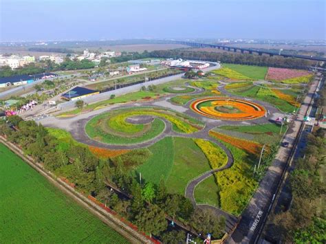 屏東首批整櫃愛文芒果海運外銷香港 屏東芒果是全台最早上市的芒果產區，今年屏東愛文 … 閱讀全文… 黑鮪魚季開唱掀熱潮 歌手接力嗨翻東港 屏東黑鮪魚文化觀光季「海洋音樂會」，1日晚 … 閱讀全文… 過年人潮多!屏東布袋戲彩繪稻田 空拍圖超美 | ETtoday 旅遊雲 | ETtoday旅遊新聞(旅遊)