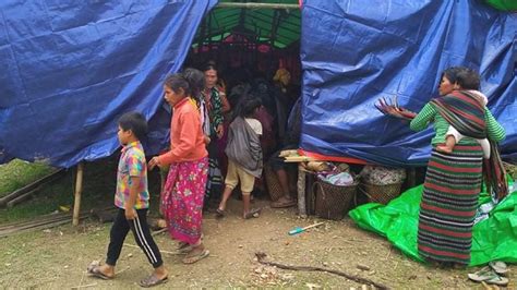 myanmar 100 000 forced from homes in border state amid fighting as un concerned at