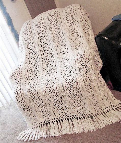 Stunning Irish Lace Heirloom Throw Rug In Aran Vintage Crochet Pattern