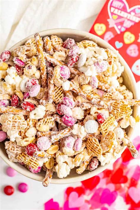 Valentines Day Snack Mix Sommerfield Happely