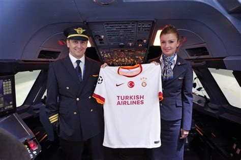 GALATASARAY FORMALARI Şampiyonlar Ligi nde Sponsor Turkish Airlines Oldu