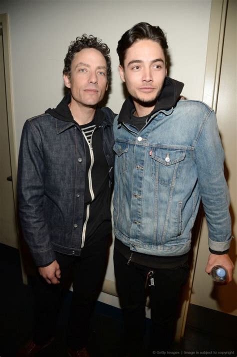 Jakob Dylan W Son Levi Bob Dylan Pinterest Posts Bobs And The O