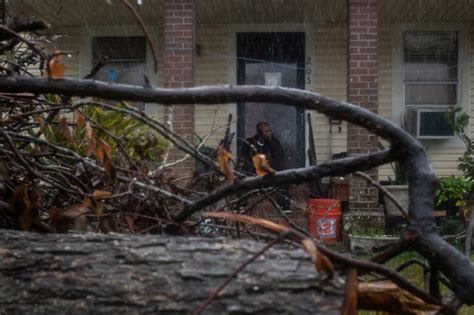 Storm Weary Louisiana Assesses Damage Of Hurricane Delta Weather News