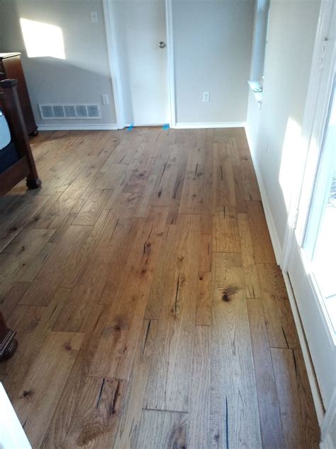 Luxury vinyl plank likes to change. Fascinating 6mm click vinyl plank flooring to refresh your ...