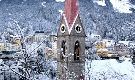 It has seen many hotels come and go over the years. Haus Hirt und Hotel Miramonte in Bad Gastein ...