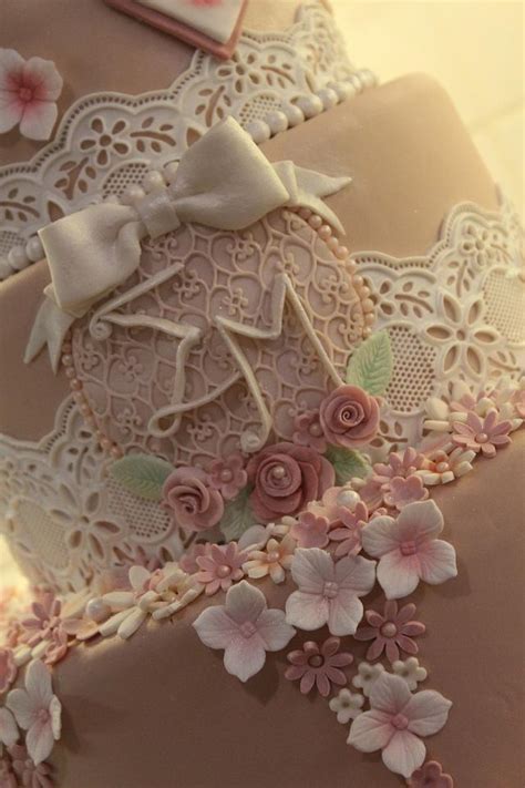 Vintage Lace Wedding Cake Cake By Nikoletta Giourga Cakesdecor