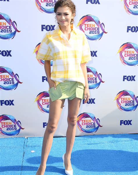 Zendaya Looked Like The Coolest Camp Counselor On The Red Carpet This
