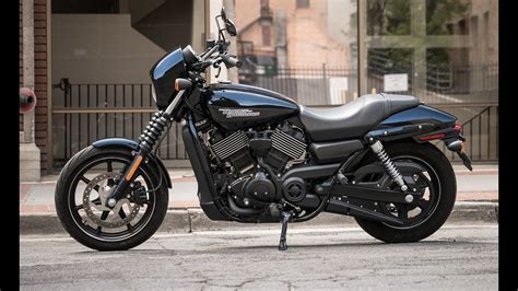 This bike has a new liquid cooled engine, with volume of 500 cc or 750 cc. 2018 Harley-Davidson Street 750 - YouTube