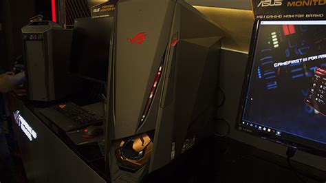 Asus Open First Ph Republic Of Gamers Store At Sm Megamall Cyberzone