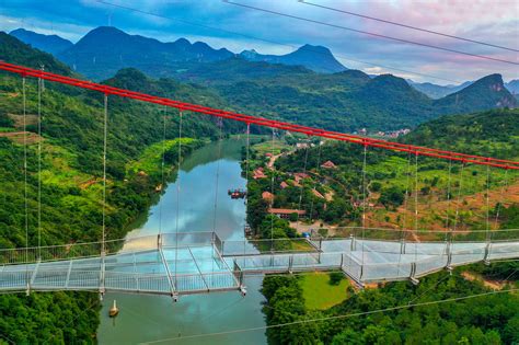 The World S Longest Glass Bottomed Bridge Just Opened In China Moss And Fog
