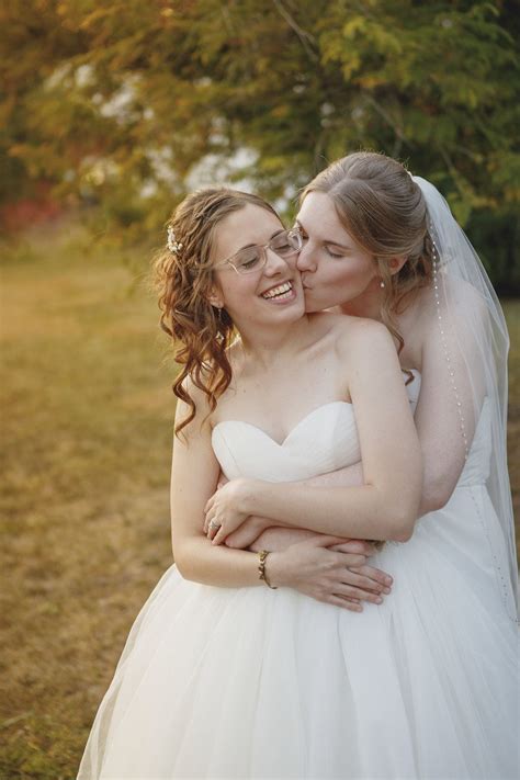 Sarah Jessica Are Married Midwest Lgbtq Wedding Photographer — Supernova Lgbtq Wedding