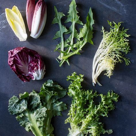 The Best Lettuces And Greens To Add To Your Salad Bowl