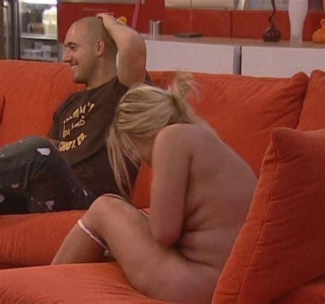 Jade Goody Nude Photos In Celebrity Bigbrother Show The Dolphin Dive