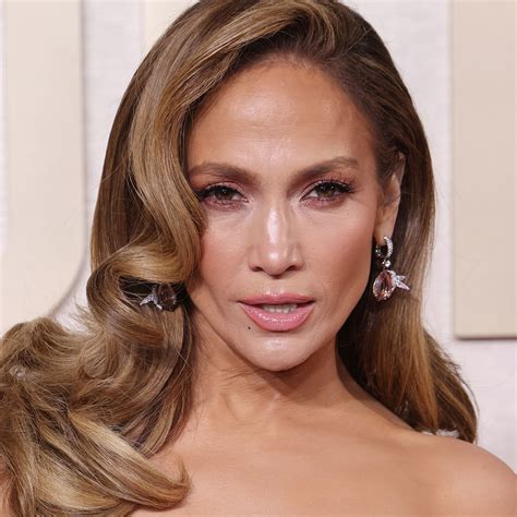 Jennifer Lopez Puts Her Famous Curves On Display In A Figure Hugging