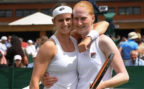 Alison Van Uytvanck Y Greet Minne Compitieron Juntas En Wimbledon