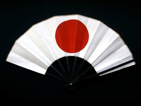 Vintage Japanese Hand Fan F255 Circle Of The Sun The National Flag Of