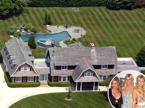 The Hiltons From Celebrity Homes In The Hamptons E News