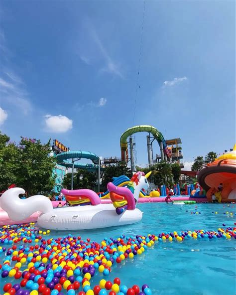 Hawai Waterpark: Lokasi, Akses dan Harga Tiket Masuk 2024