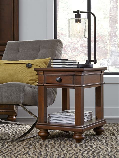 Oxford Chairside Table Whiskey Brown I07 9130 Wbr By Aspen Home At