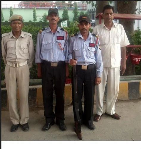 Armed Security Guards Services आर्म्ड सिक्योरिटी गार्ड In Ajit Nagar