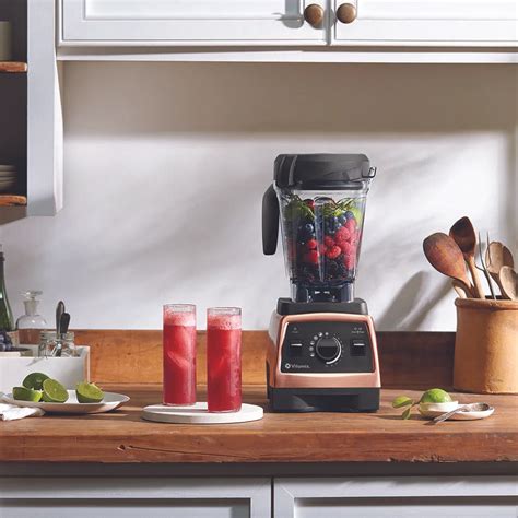 Best Blenders The Top Blenders For Soups Smoothies And Crushing Ice