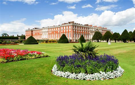 Visit The Most Impressive Royal Palaces In And Around London London