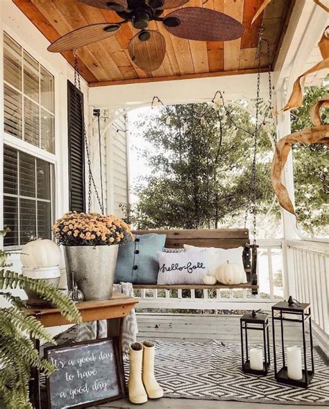 Best Outdoor Fall Decor For An Impeccable Curb Appeal Farmhousehub