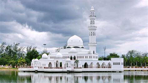 Foro de viajeros de kuala terengganu. Masjid Terapung Tempat Menarik di Kuala Terengganu ...