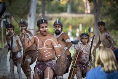 Entdecken Sie Mit Uns Die Kultur Der Aborigines Dreamaroo